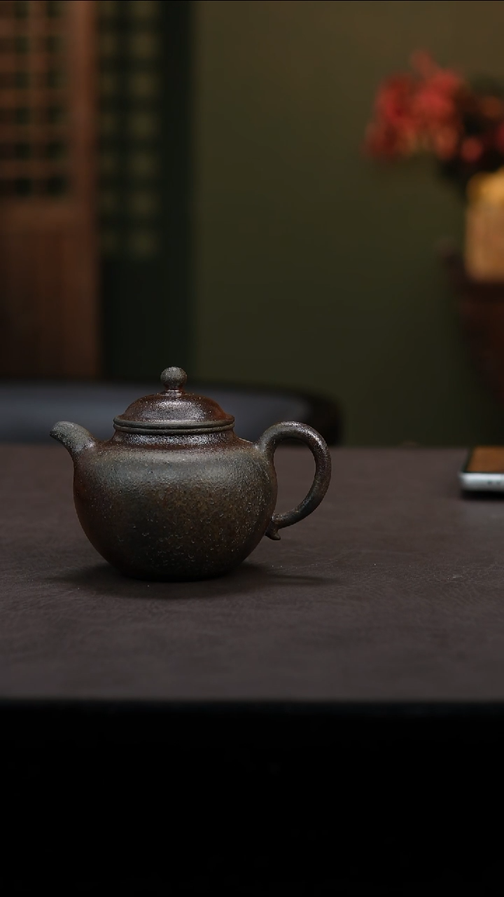 茶壶紫砂E****o黑墩头柴烧150cc左右0添加