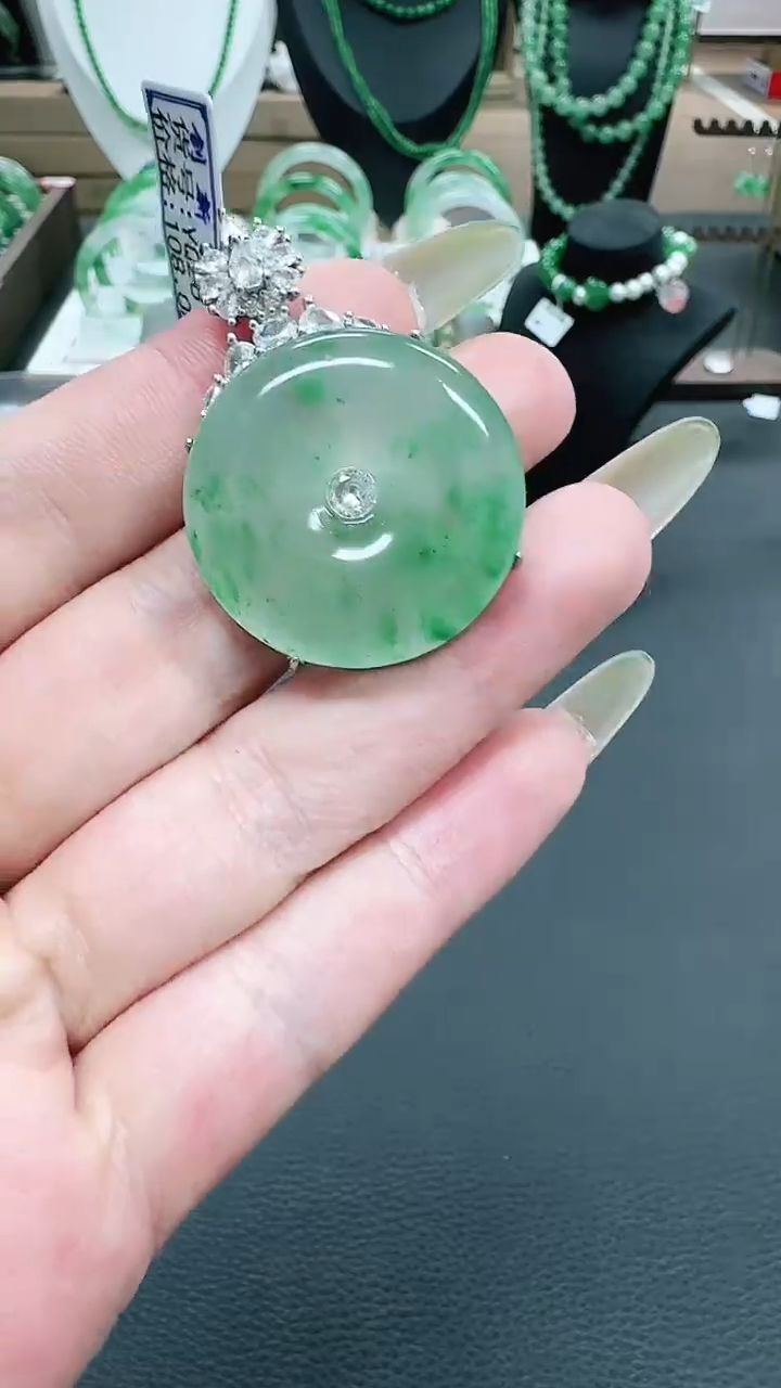 未镶嵌1石英质玉（非洲翠）/0527