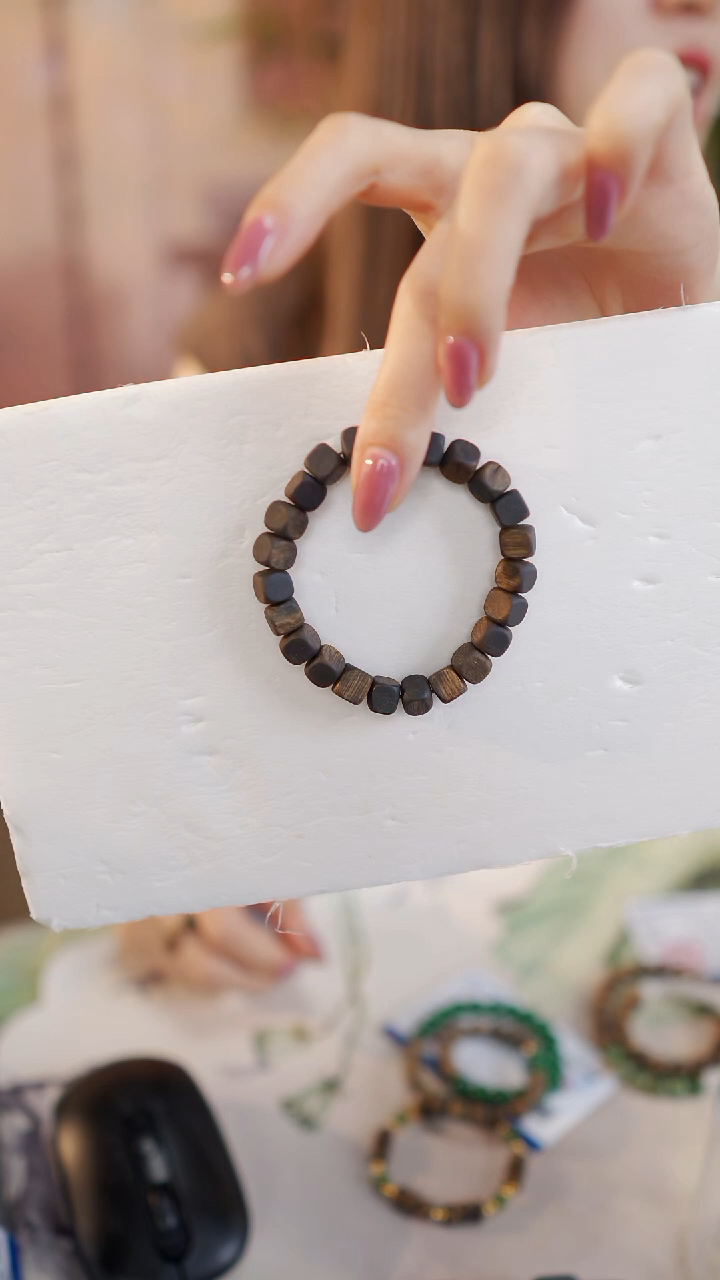 手串沉香古*莺歌绿棋楠99沉大方糖多样性发一