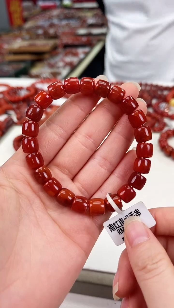 南红玛瑙瓦西直切手串9+未镶嵌一个/条