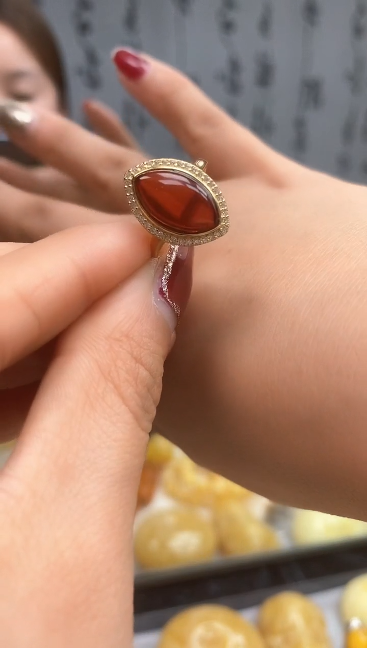 【闪购商品】琥珀裸石银S925镶嵌戒指   多样性发一