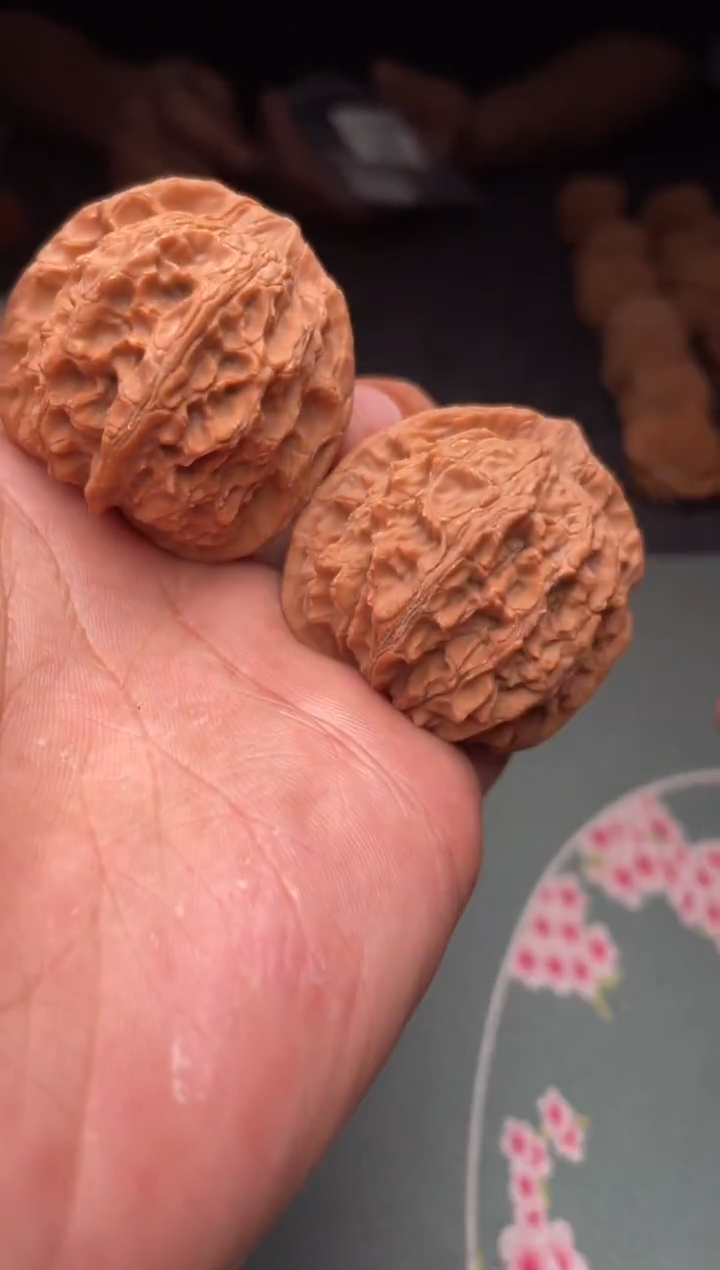 把件文玩核桃a282    平顶41尺