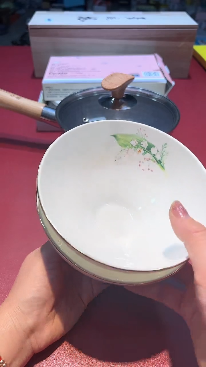 【闪购商品】瓷片锅碗瓢盆一件不剩