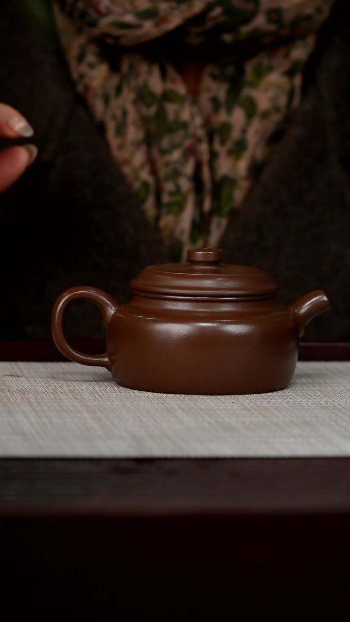 【闪购商品】宜兴原矿紫砂壶茶壶150C