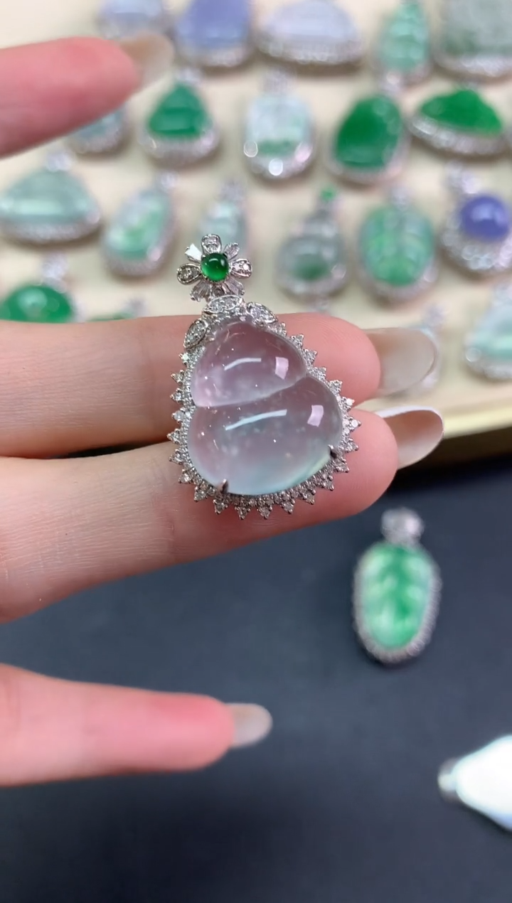 吊坠(不含链)18K金镶嵌翡翠吊坠(不含链)|19800