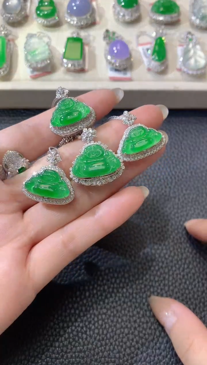 【闪购商品】翡翠吊坠(不含链)18K金镶嵌A74多样性发一件