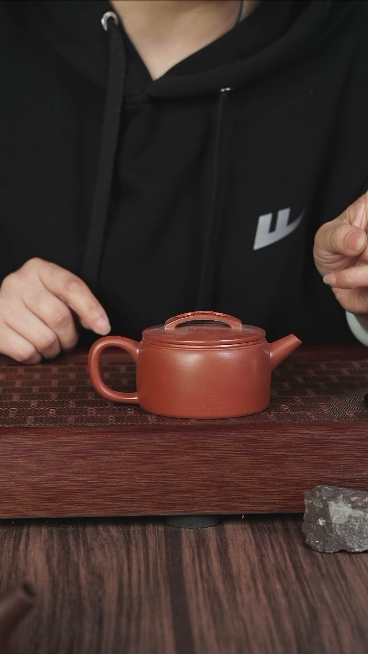 紫砂茶壶龙山朱砂   小汉瓦