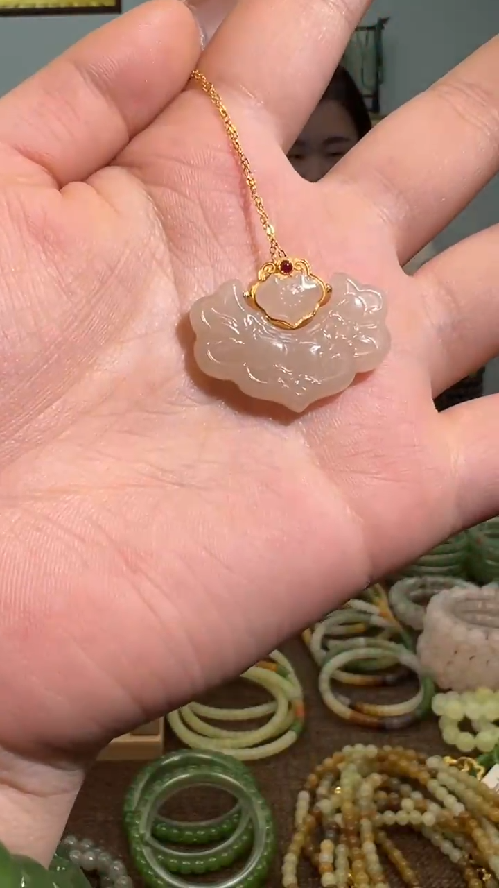 【闪购商品】和田玉吊坠18K金镶嵌和田玉吊坠多样性拍一发一