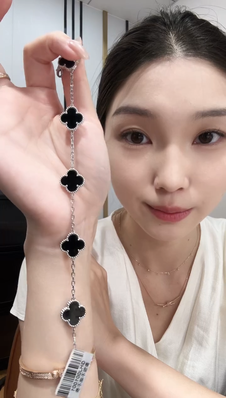 玛瑙/玉髓手链18K金镶嵌黑色k白五花手链GHJ