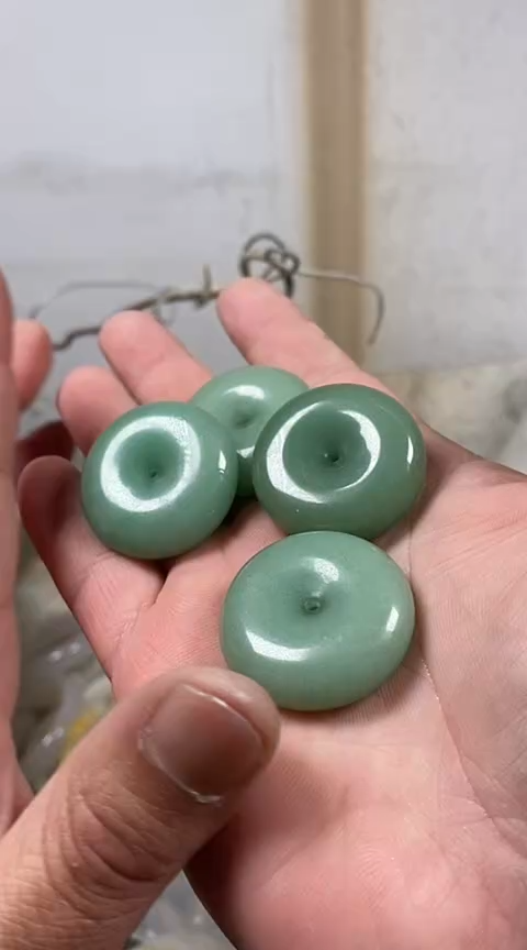 【闪购商品】石英质玉颈饰未镶嵌发一个