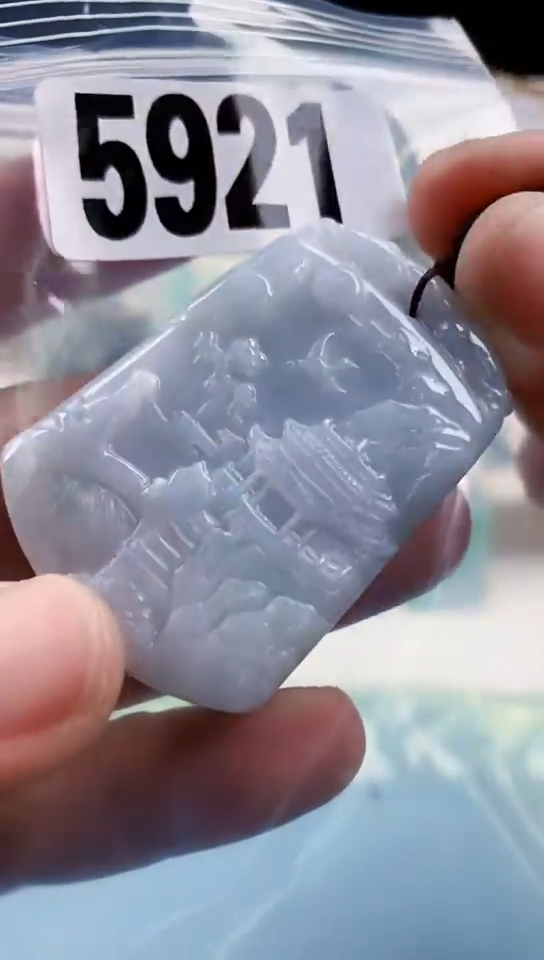 【闪购商品】翡翠挂件未镶嵌天然翡翠吊坠挂件