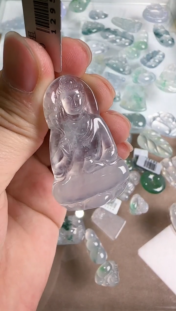 【闪购商品】翡翠吊坠(不含链)未镶嵌··