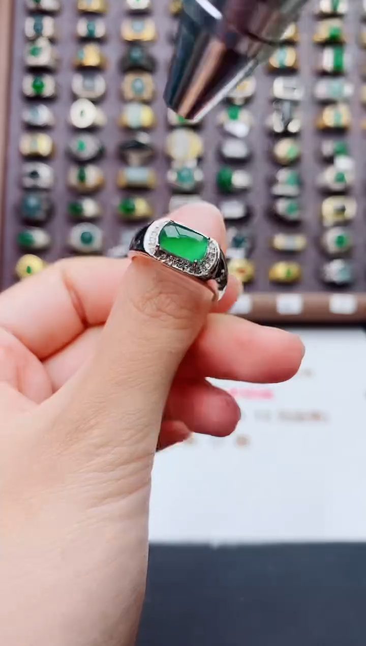 翡翠戒指未镶嵌天然翡翠男戒