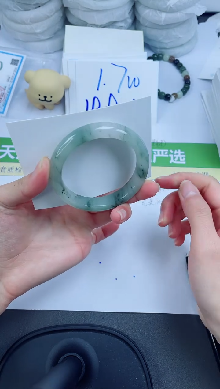 【闪购商品】石英质玉手镯未镶嵌113-54.8