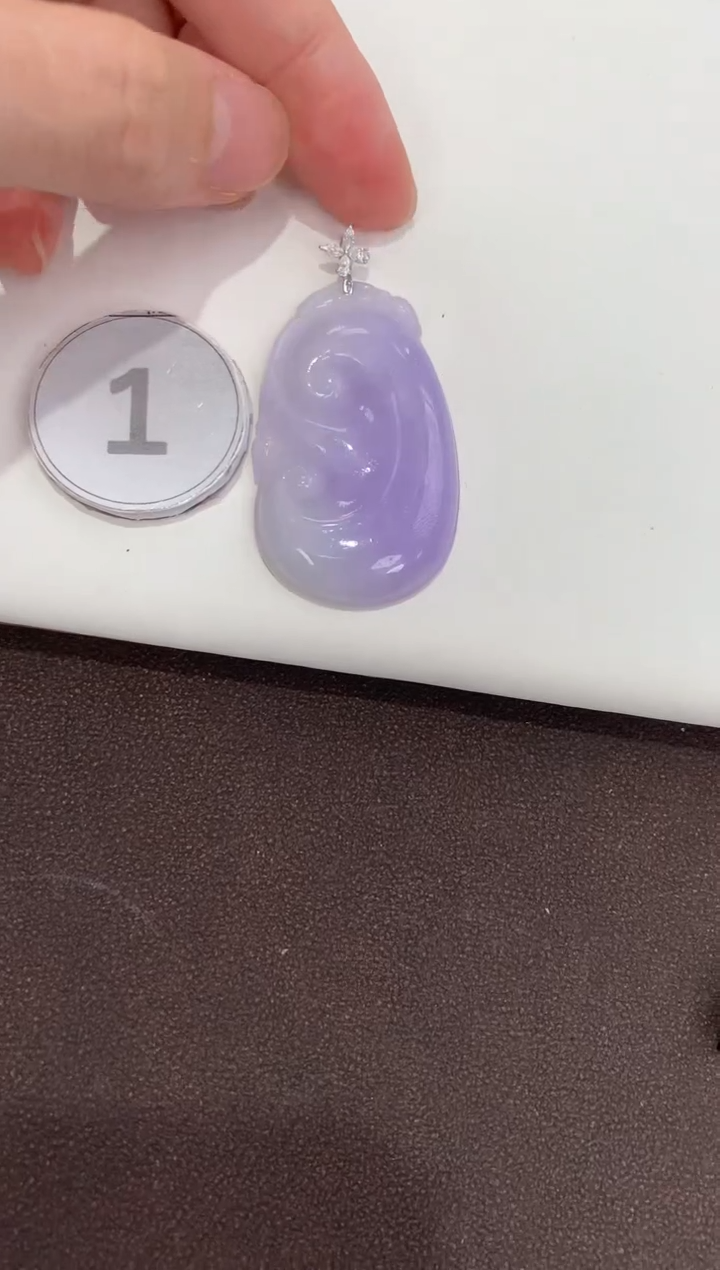 翡翠18K金镶嵌吊坠(赠链)天然缅甸A货翡翠