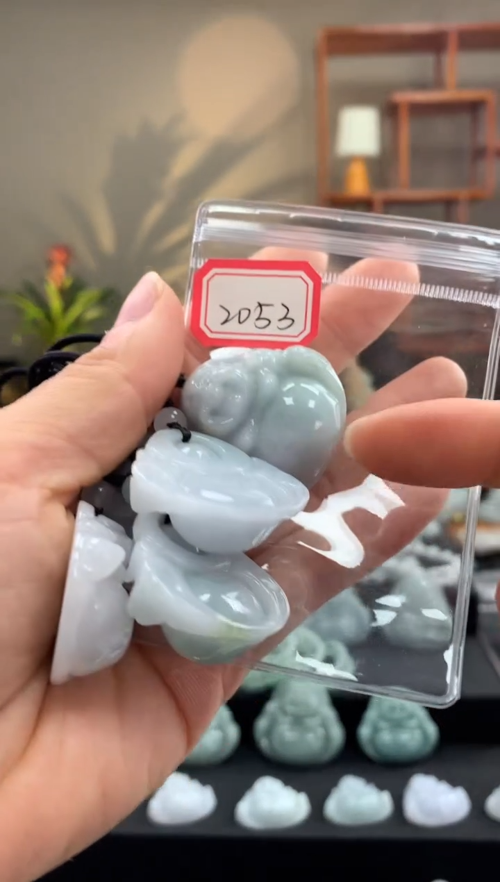 翡翠未镶嵌颈饰佛公2053 多样性发一件