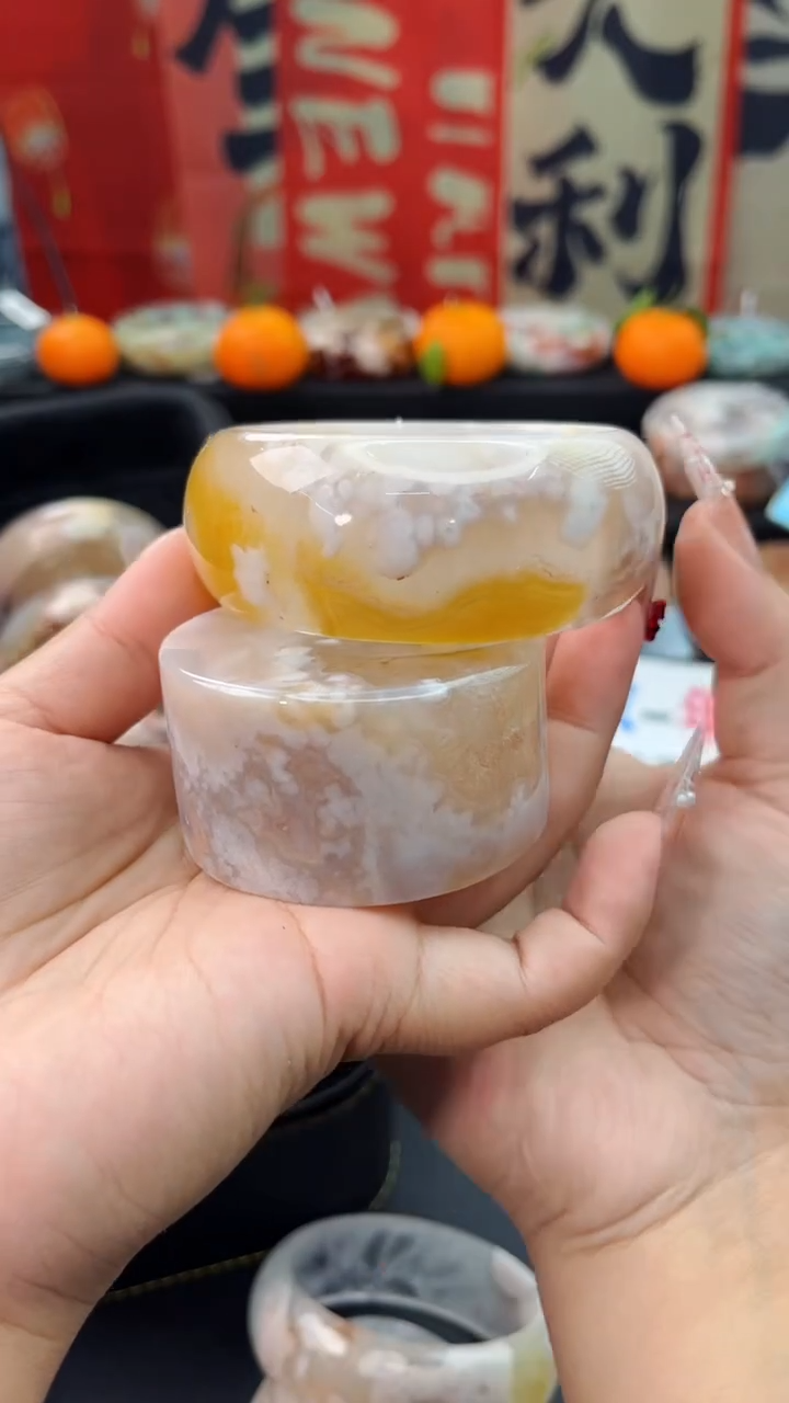 【闪购商品】石英质玉手镯未镶嵌赠送镯心（59圈口）