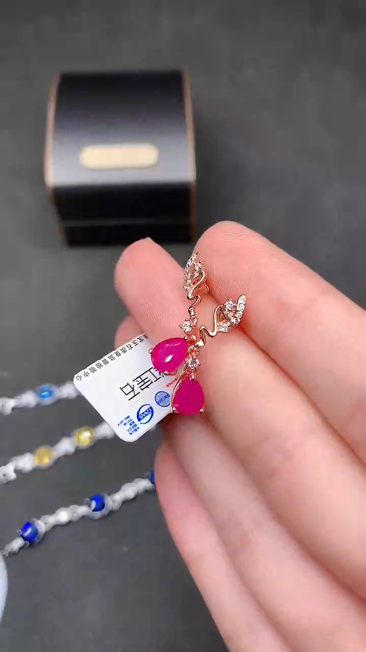 【闪购商品】红宝石耳饰银S925镶嵌.....