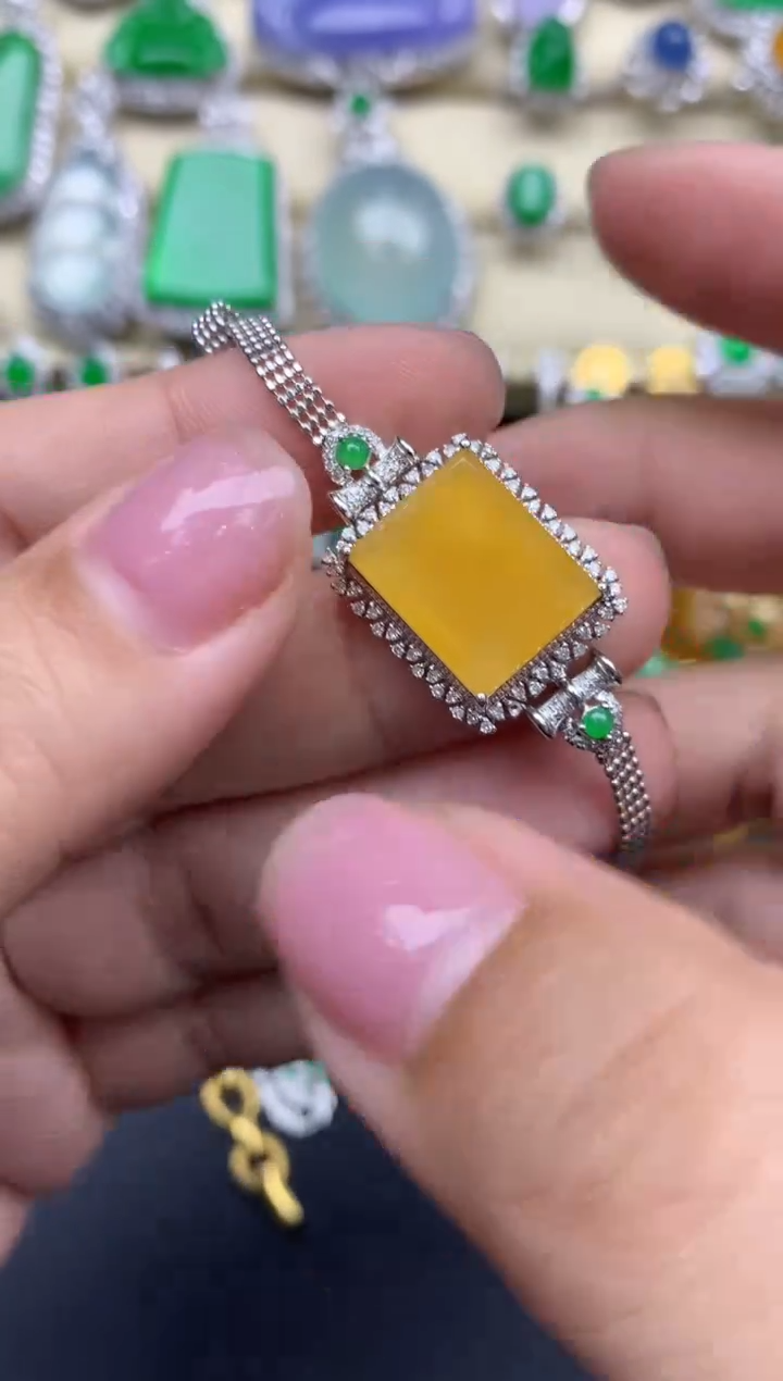 【闪购商品】翡翠手串18K金镶嵌643-中国好珍宝