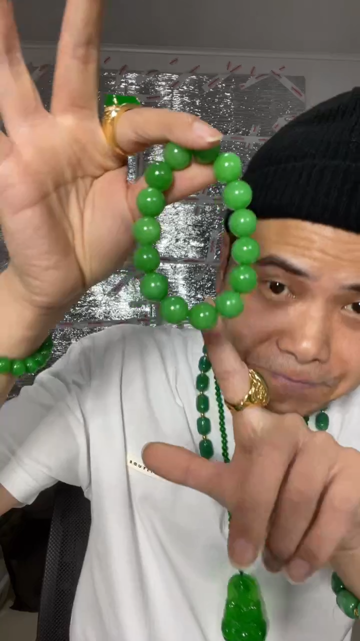 未镶嵌手串翡翠【小伍珠宝】缅料翠青14m手串