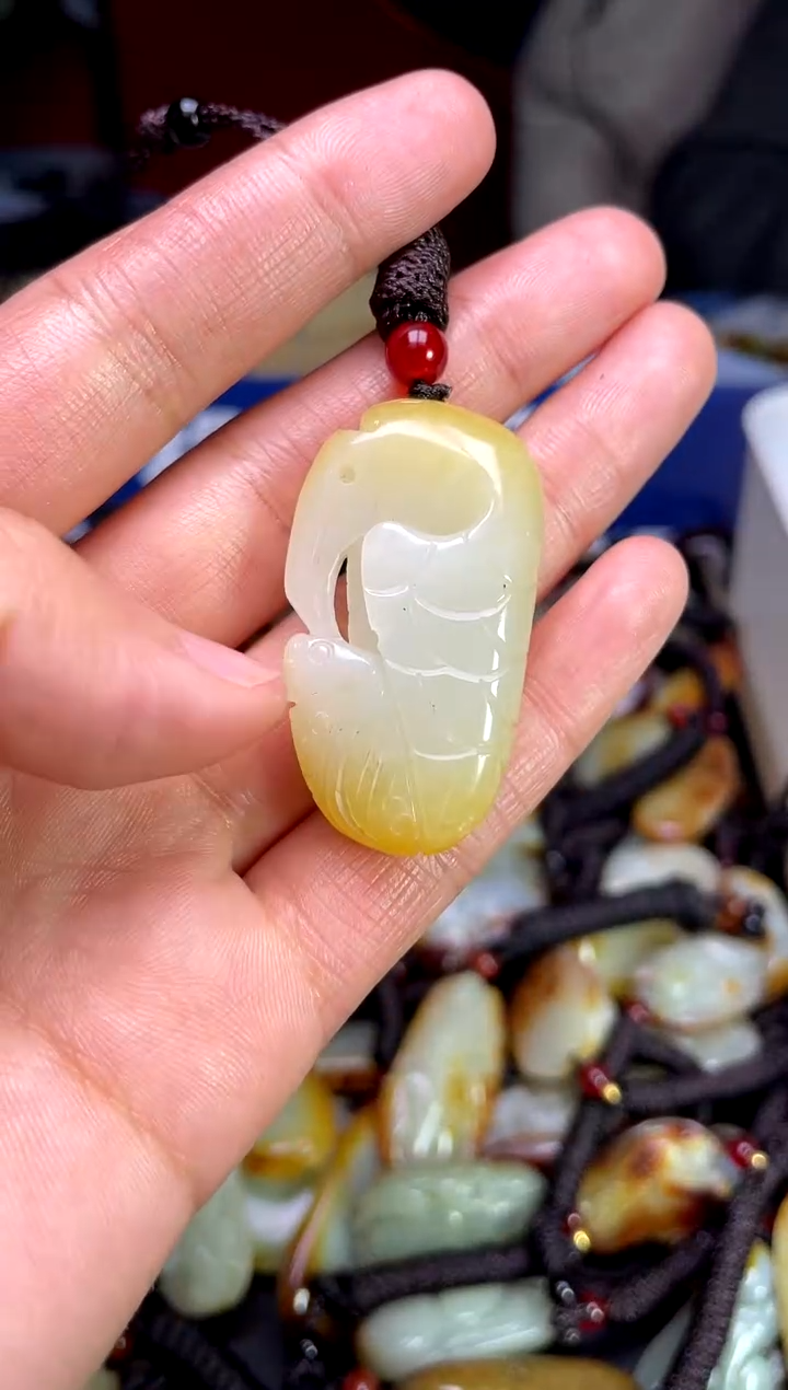 【闪购商品】和田玉颈饰未镶嵌1212