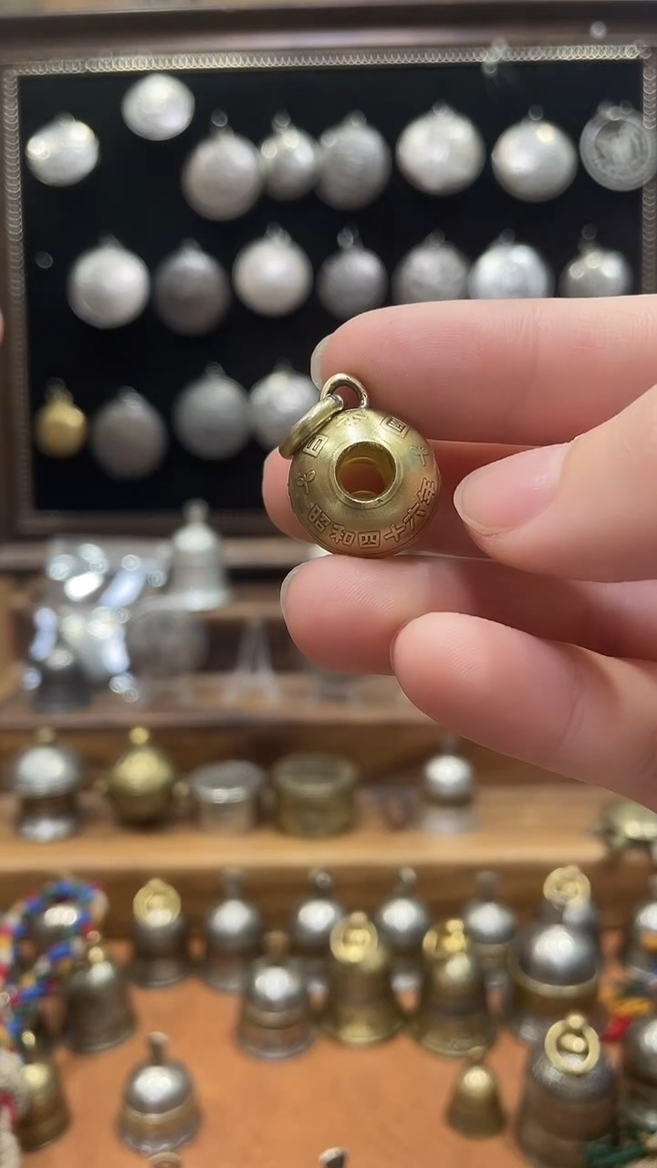 对**欢小日子过得不错空心圆铃铛