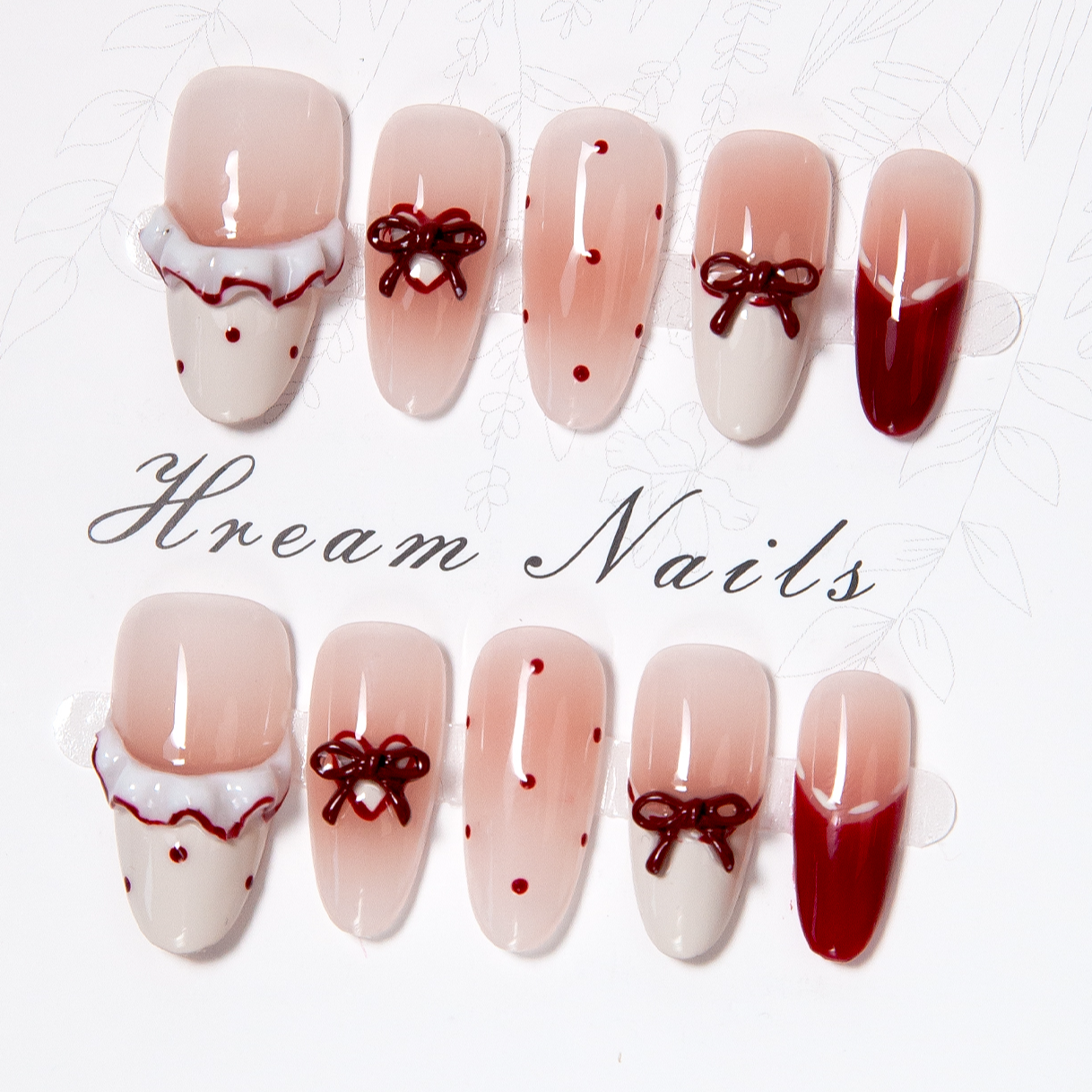 商品标题：甜美可爱纯手工白法式波点蝴蝶结花边腮红显白