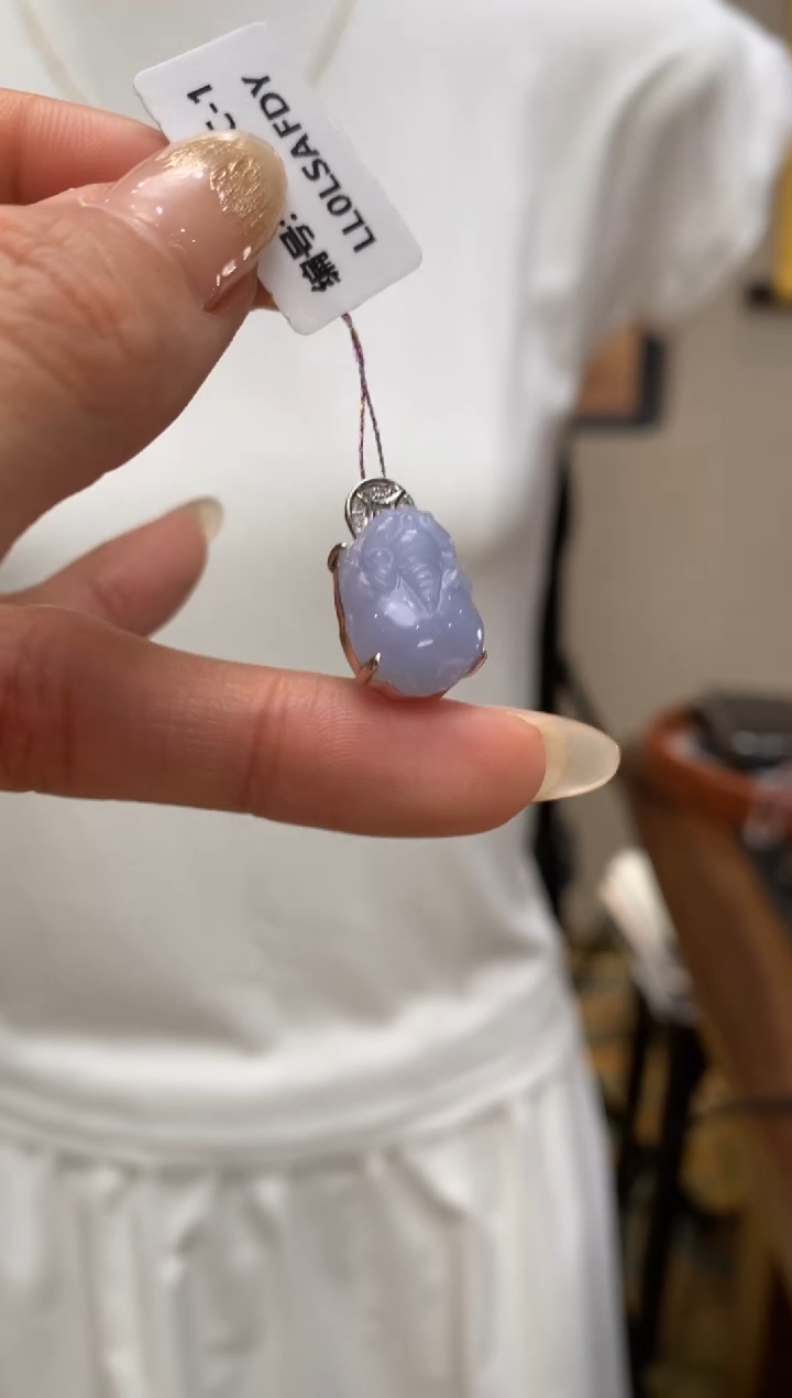 【闪购商品】翡翠颈饰18K金镶嵌貔貅