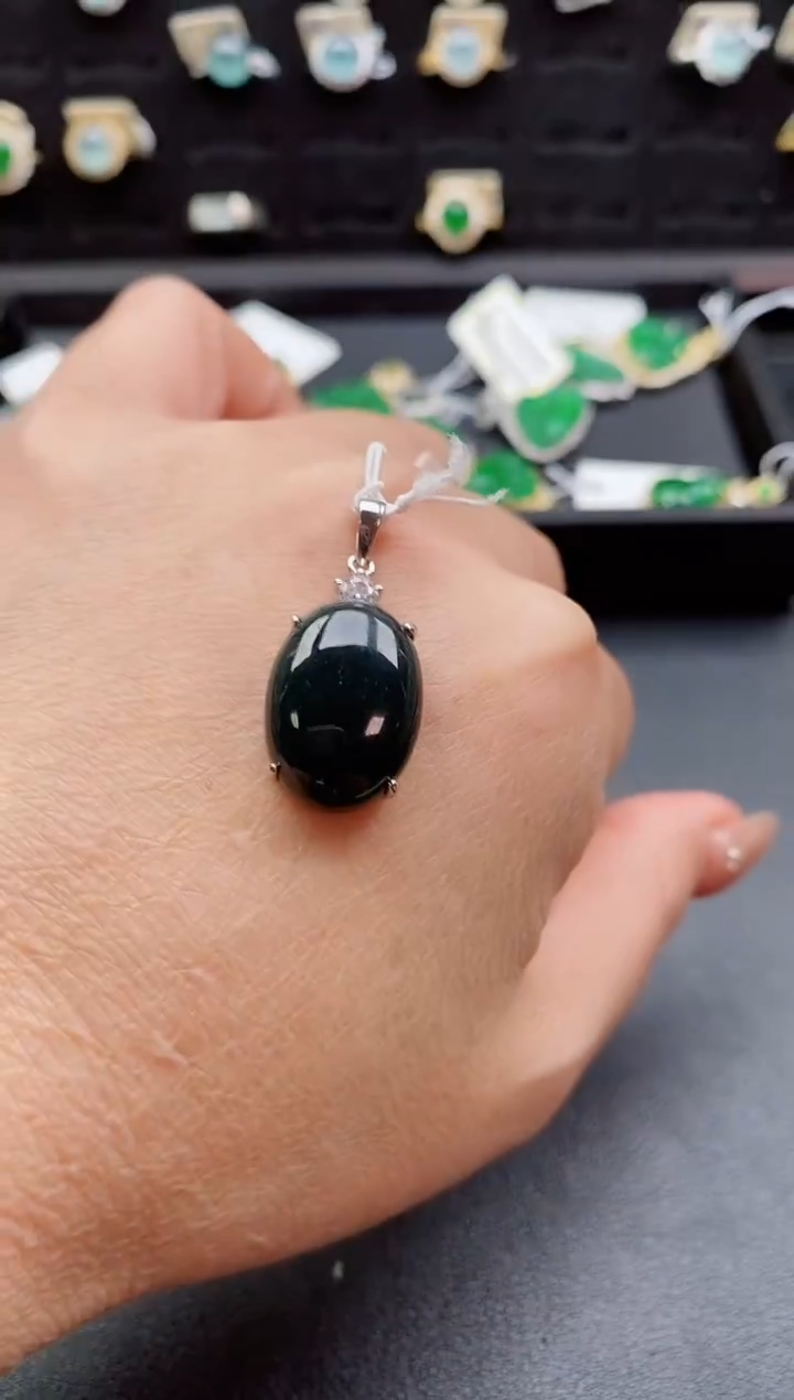 吊坠(赠链)银S925镶嵌翡翠1