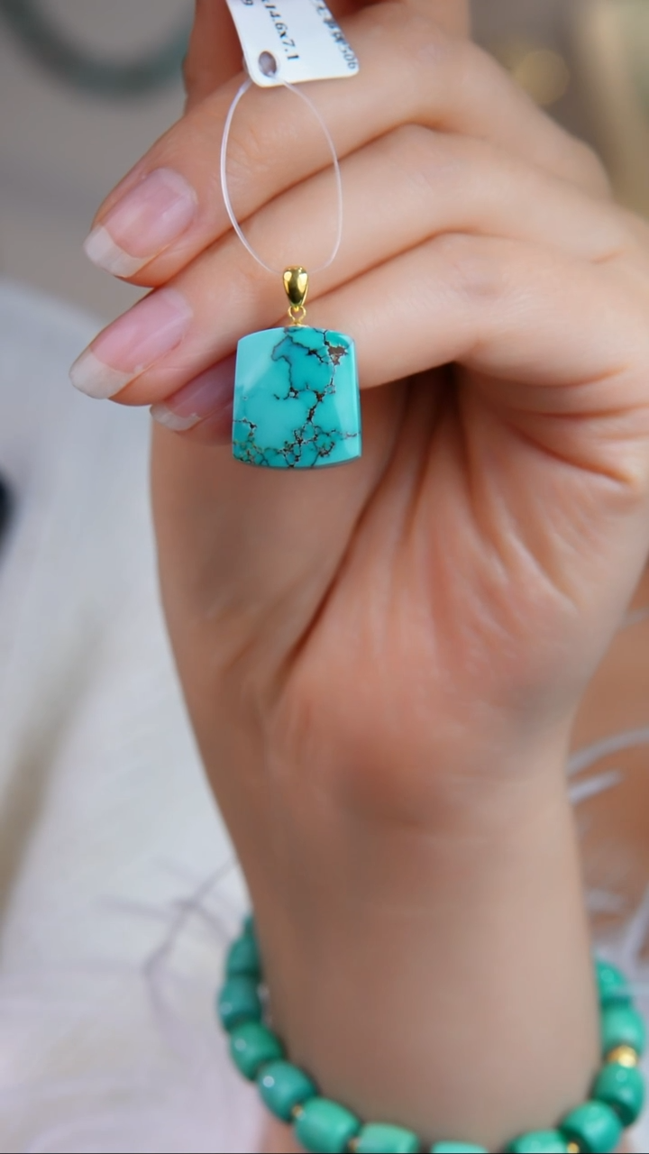 18K金镶嵌绿松石吊坠(不含链)1