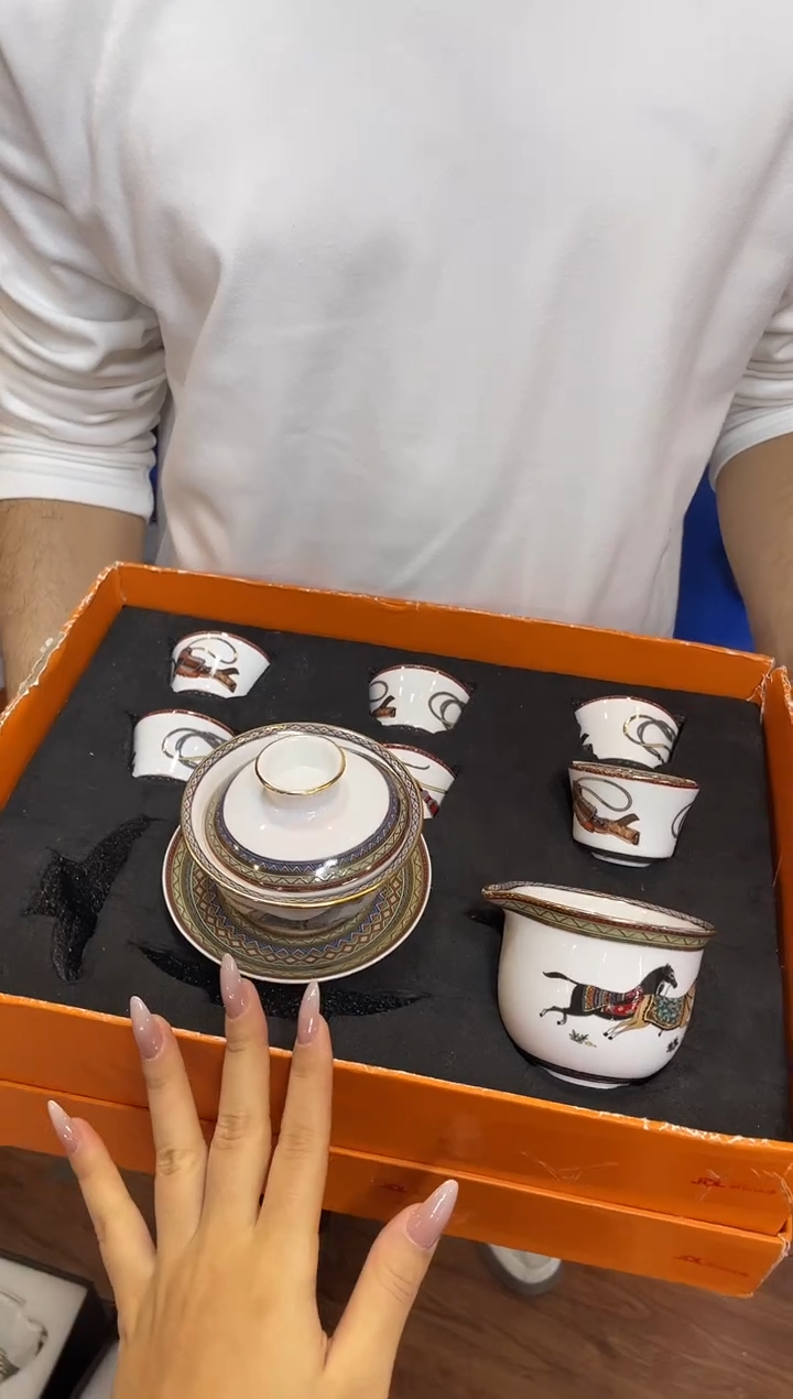 杯鸿辉家品牌瓷器，京东包邮！