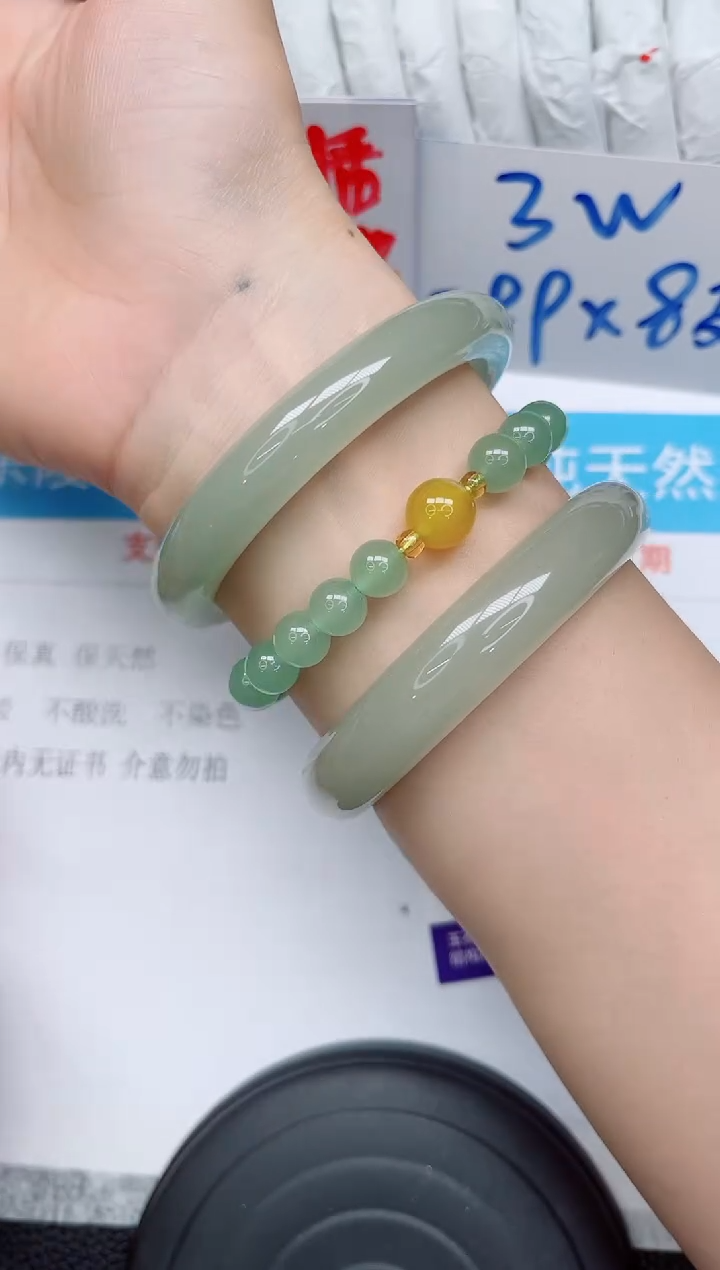 未镶嵌手镯石英质玉191-60.8