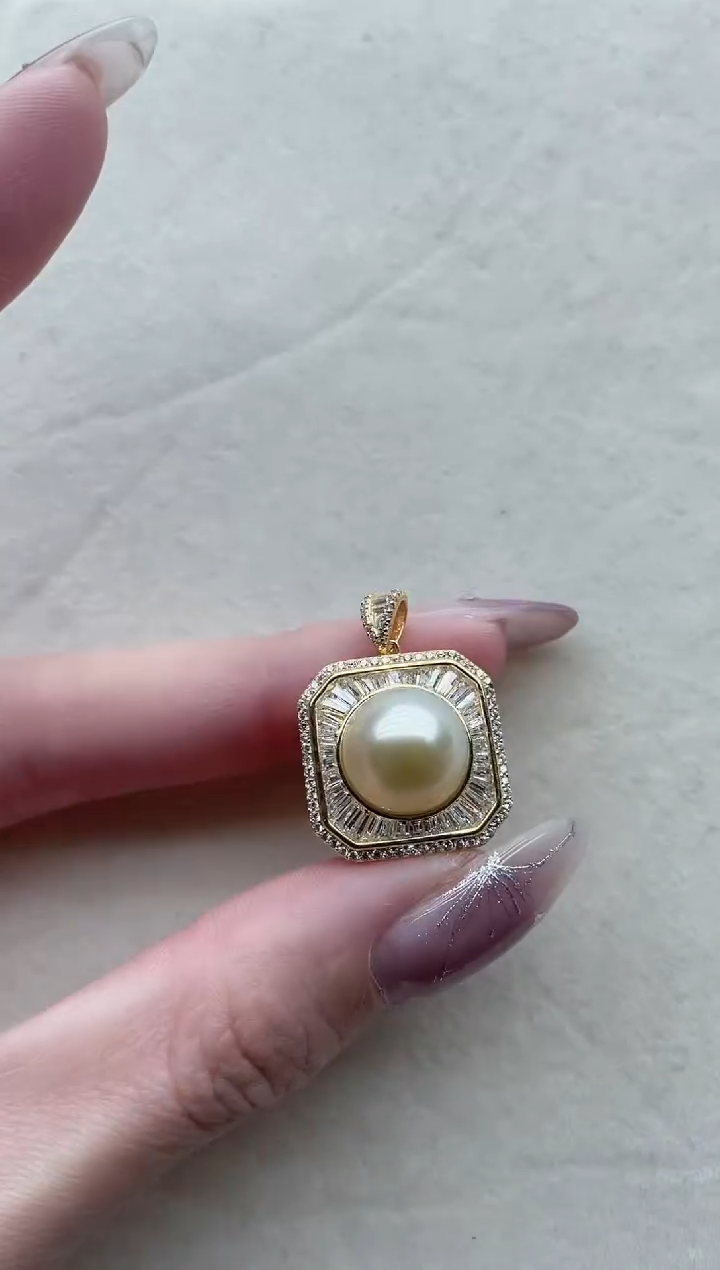 【闪购商品】海水珍珠吊坠银S925镶嵌27