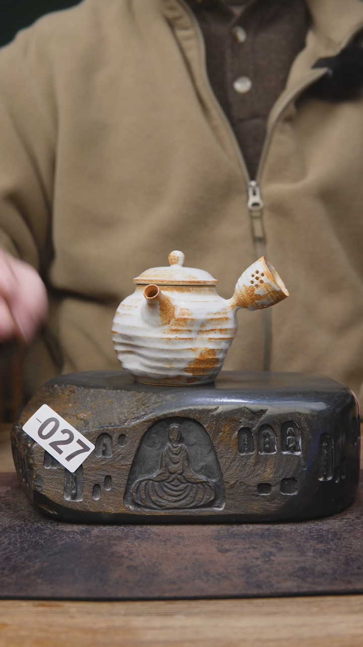 【闪购商品】张贺福利手工茶壶027