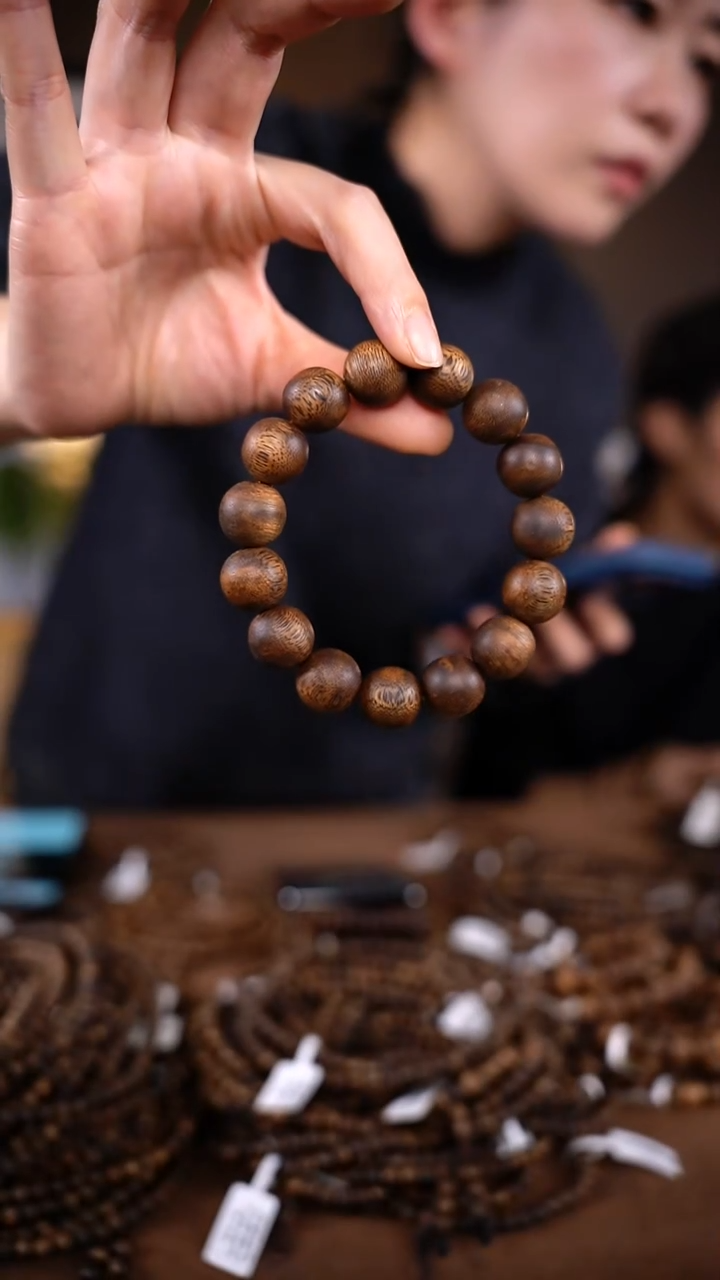 沉香手串茉*【大点位高结油】15mm棋楠沉香圆珠单圈手串绿棋楠