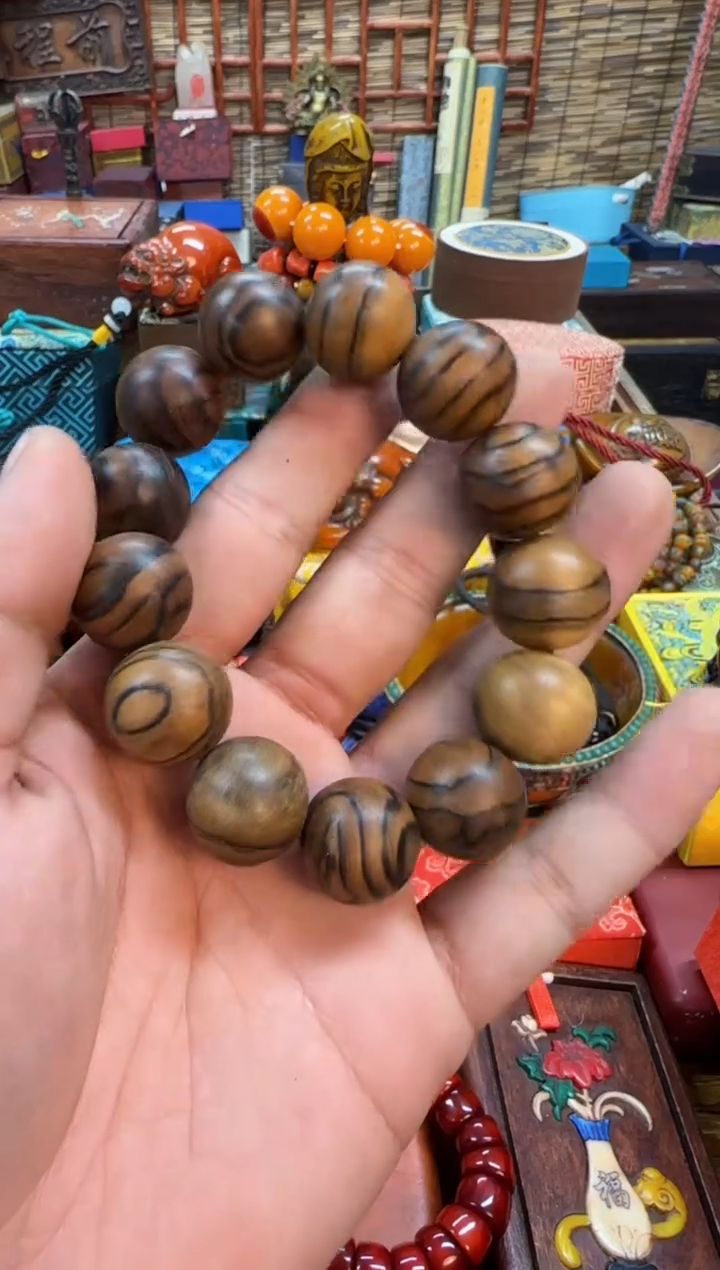 【闪购商品】滴血莲花菩提吊坠扎西当天订单当天直发