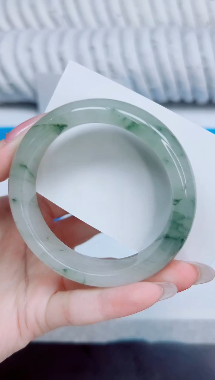 未镶嵌手镯石英质玉146/54.7