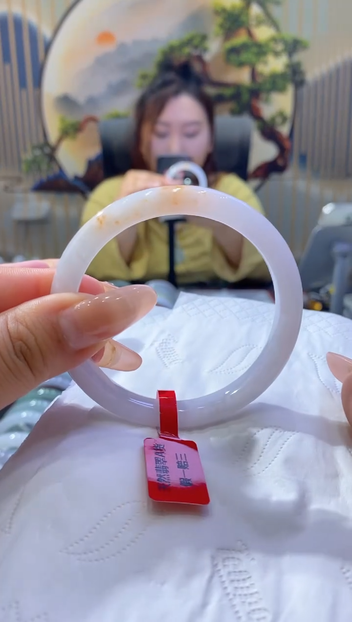 翡翠手镯未镶嵌多人01722