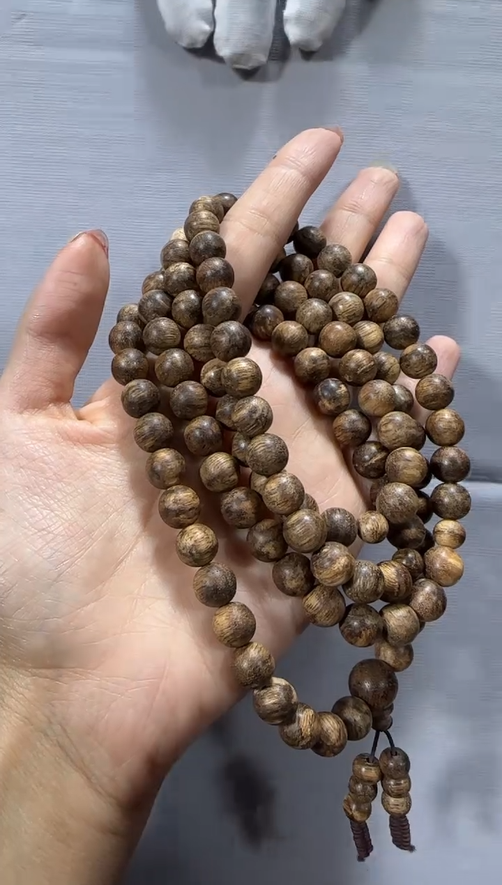 【闪购商品】沉香手串YZ44奇楠种0.9多圈多样性发货发其一