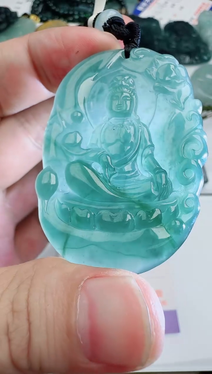 翡翠未镶嵌颈饰1111111111