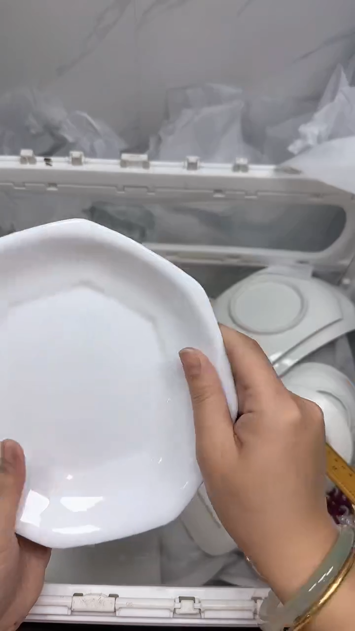 【闪购商品】2366回流瓷器默认微瑕，18.8包邮