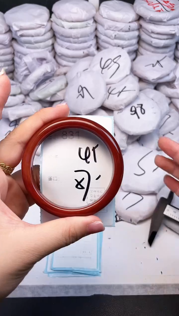 手镯玛瑙/玉髓未镶嵌831