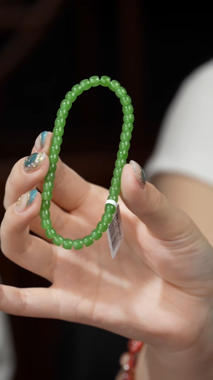 手串未镶嵌和田玉A12（多样性发一件）苹果绿5mm