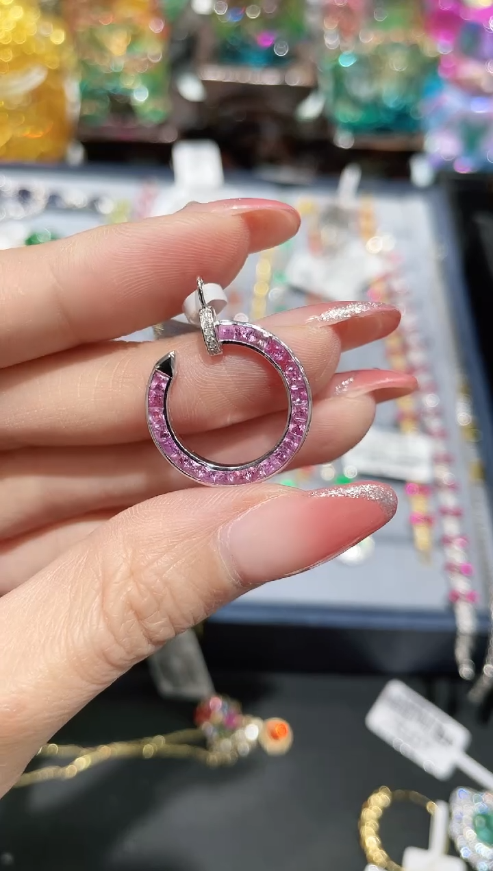 吊坠彩色蓝宝石18K金镶嵌吊坠