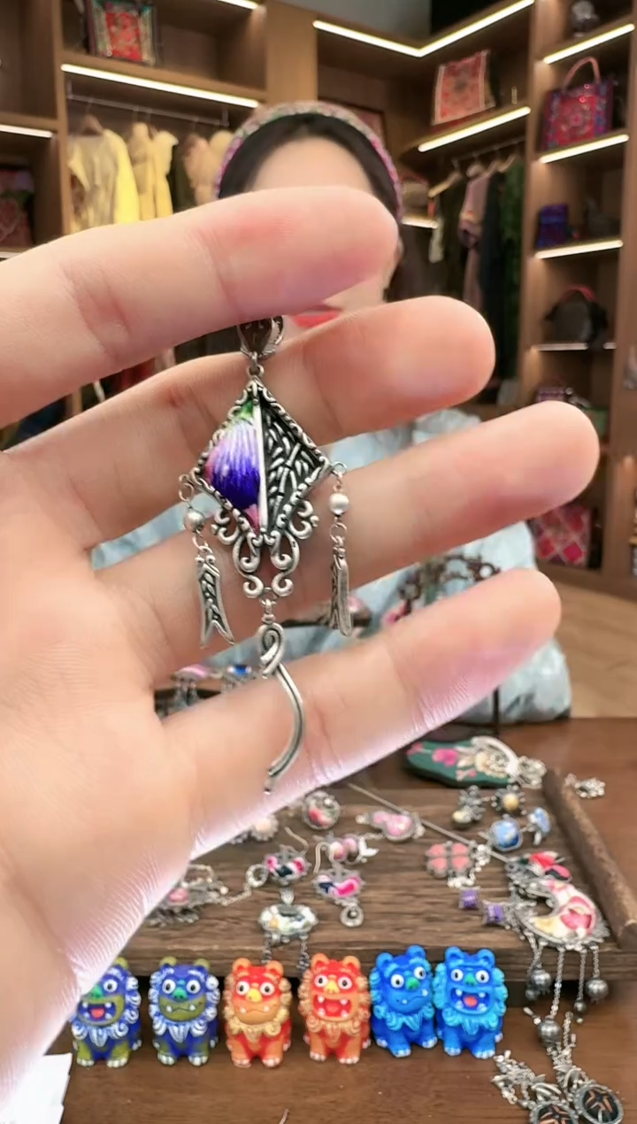 【闪购商品】织绣213黔东南苗族刺绣