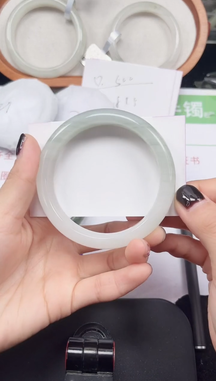 未镶嵌手镯石英质玉18-58/59