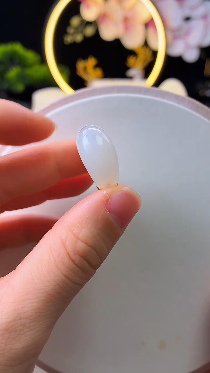 银S925镶嵌戒指和田玉白玉大班戒指