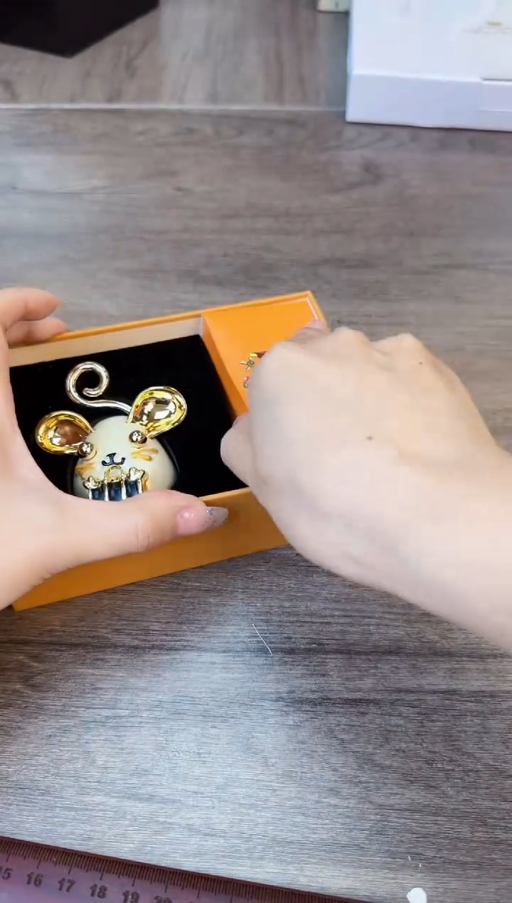 瓷片全场换新地板价@@CQ1828