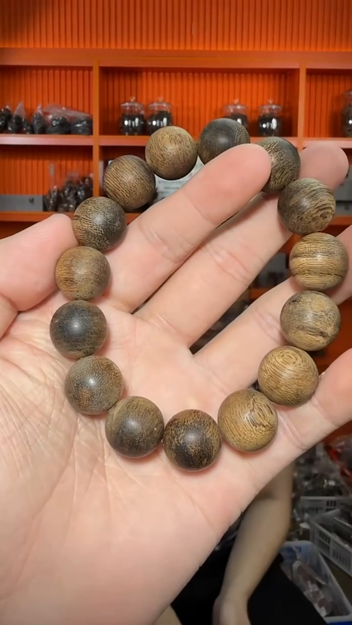 沉香手串419号红土单圈多样性发一