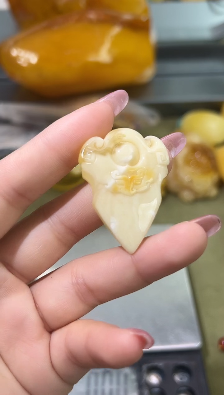 裸石琥珀未镶嵌天然琥珀蜜蜡吊坠